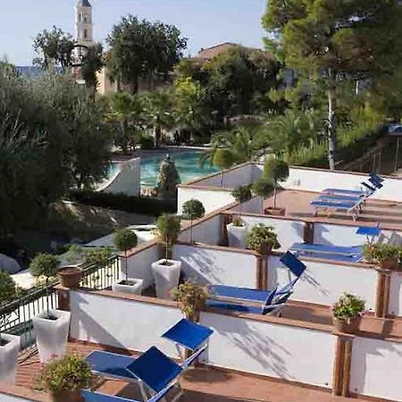 Hotel Ristorante Cavaliere Scario Zewnętrze zdjęcie