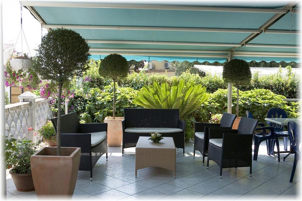 Hotel Ristorante Cavaliere Scario Zewnętrze zdjęcie