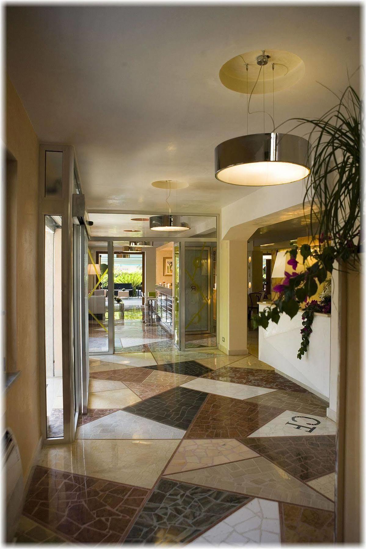 Hotel Ristorante Cavaliere Scario Zewnętrze zdjęcie