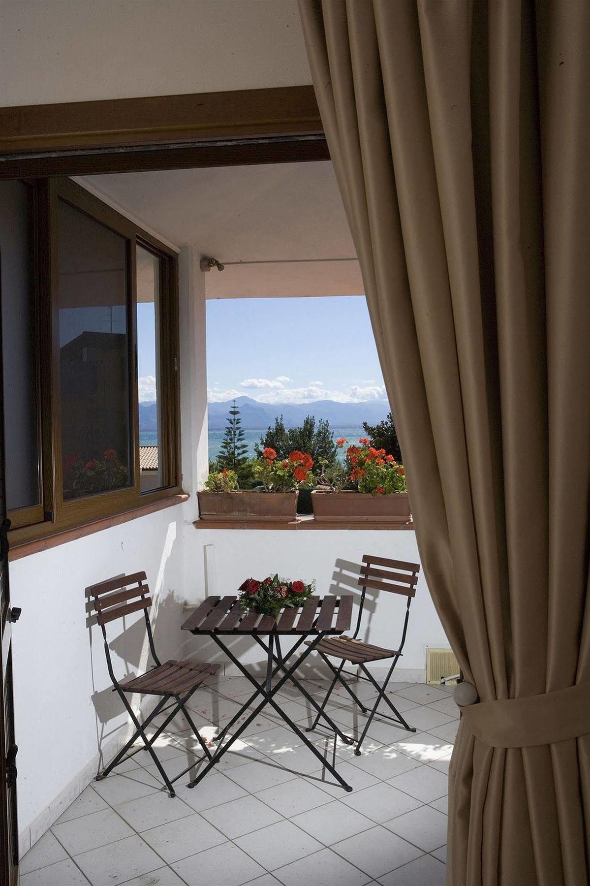 Hotel Ristorante Cavaliere Scario Zewnętrze zdjęcie